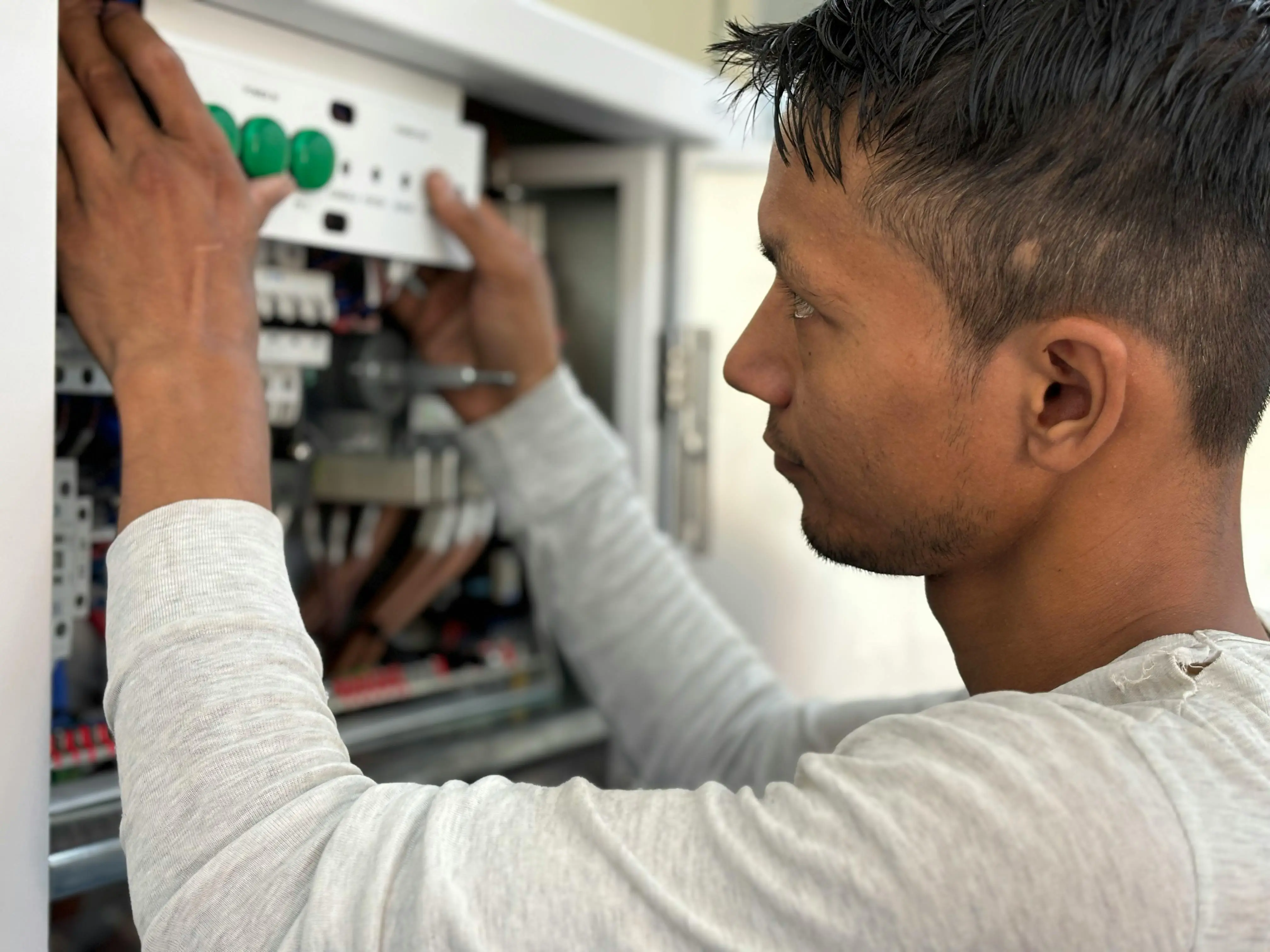 The Difference Between Single Phase, Three Phase, and Installation Electrician Licenses