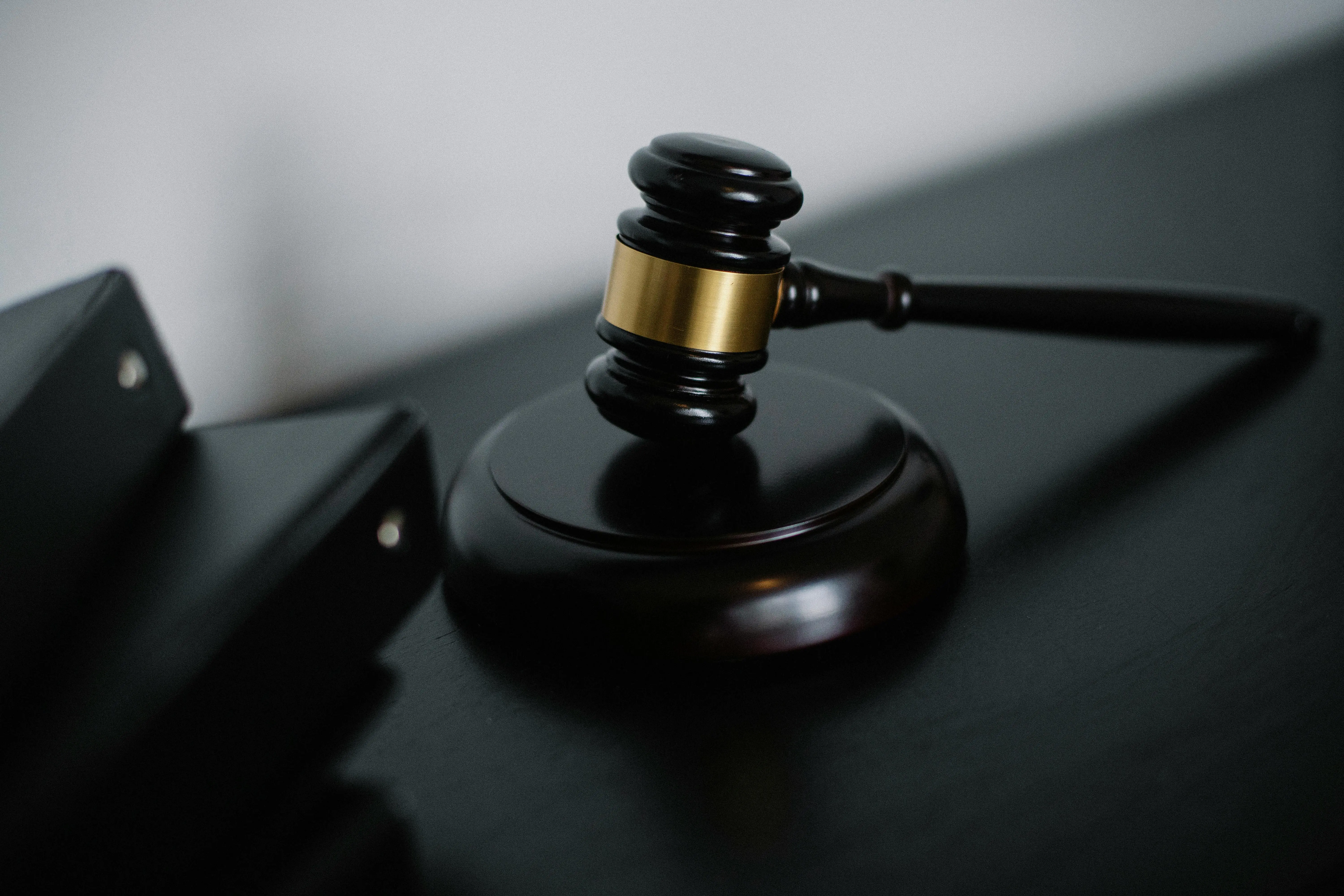Understanding the Legal Responsibilities of an Electrical Contractor